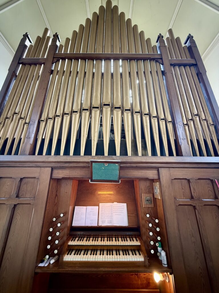 The Organ at St Thomas of canterbury church, Woodford Green, London