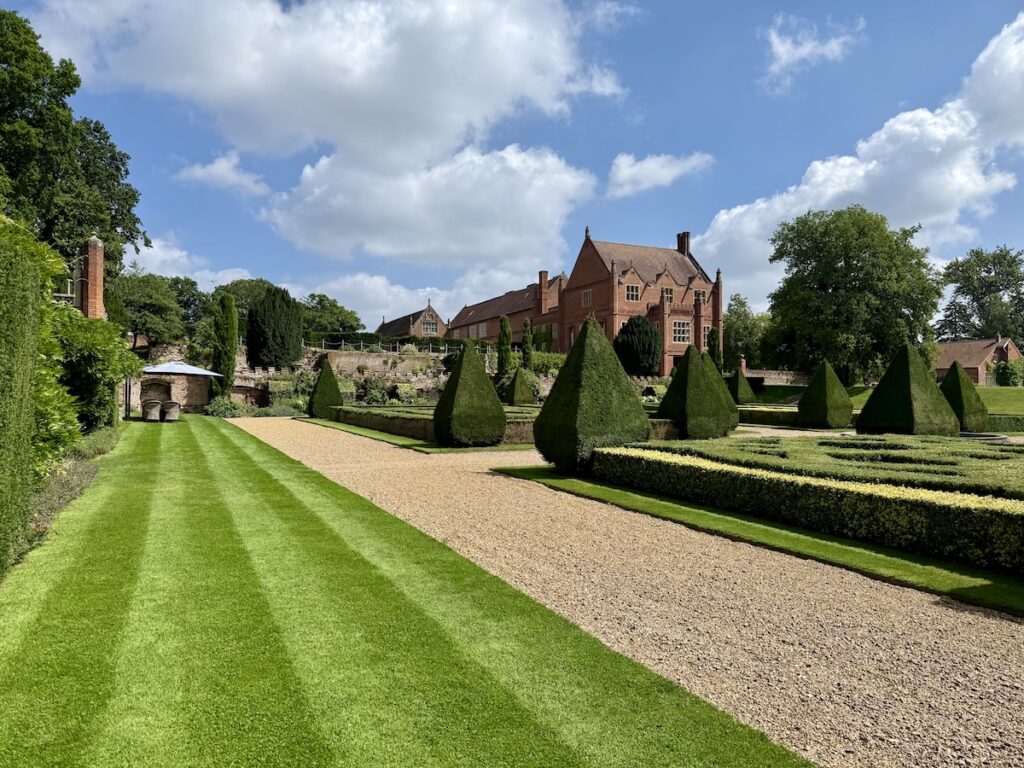 Oxnead Hall Gardens