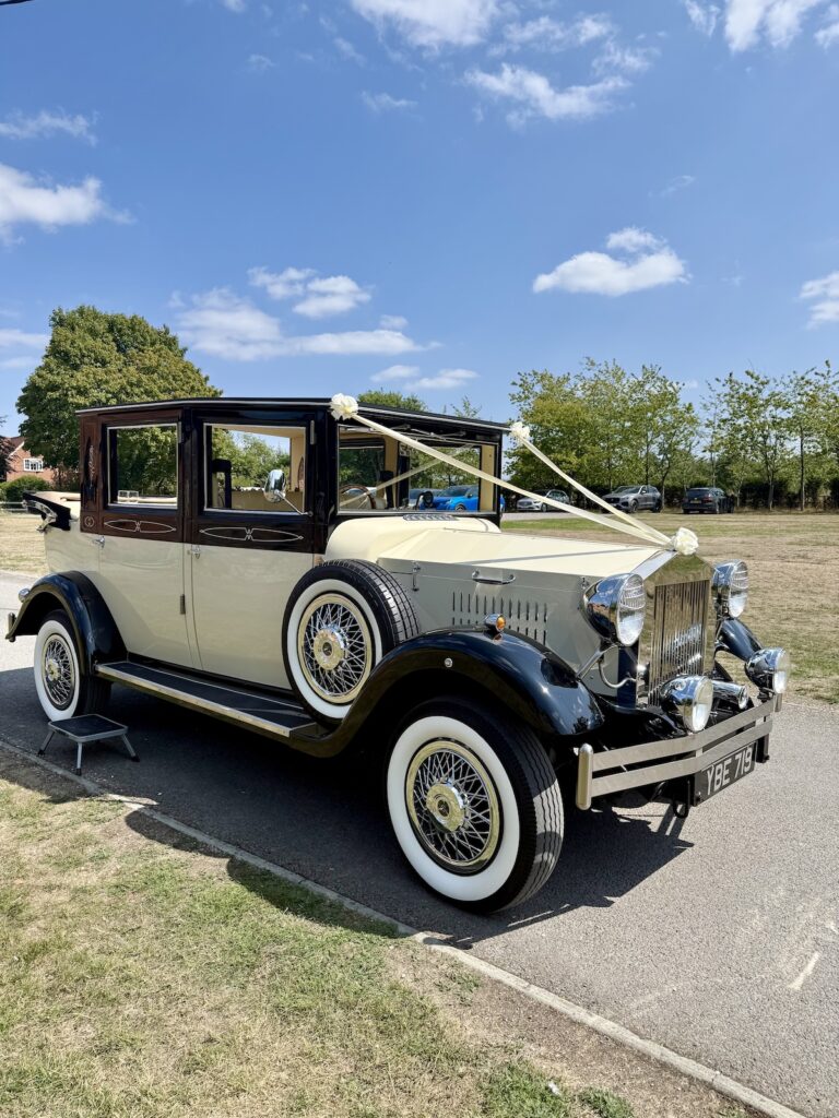Weding car at Ufton Court