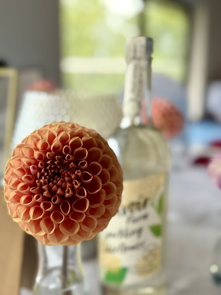 Floral table decor at Cardiff Golf Club in South Wales.