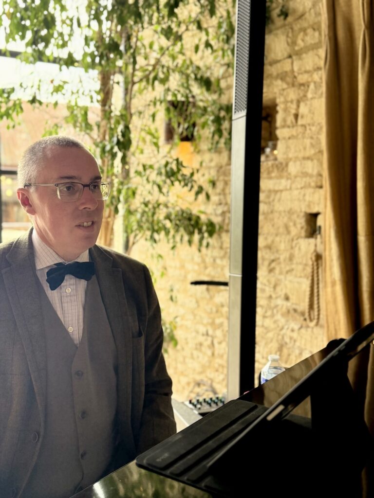 Jules Addison Wedding Pianist at Old Gore in Cirencester.