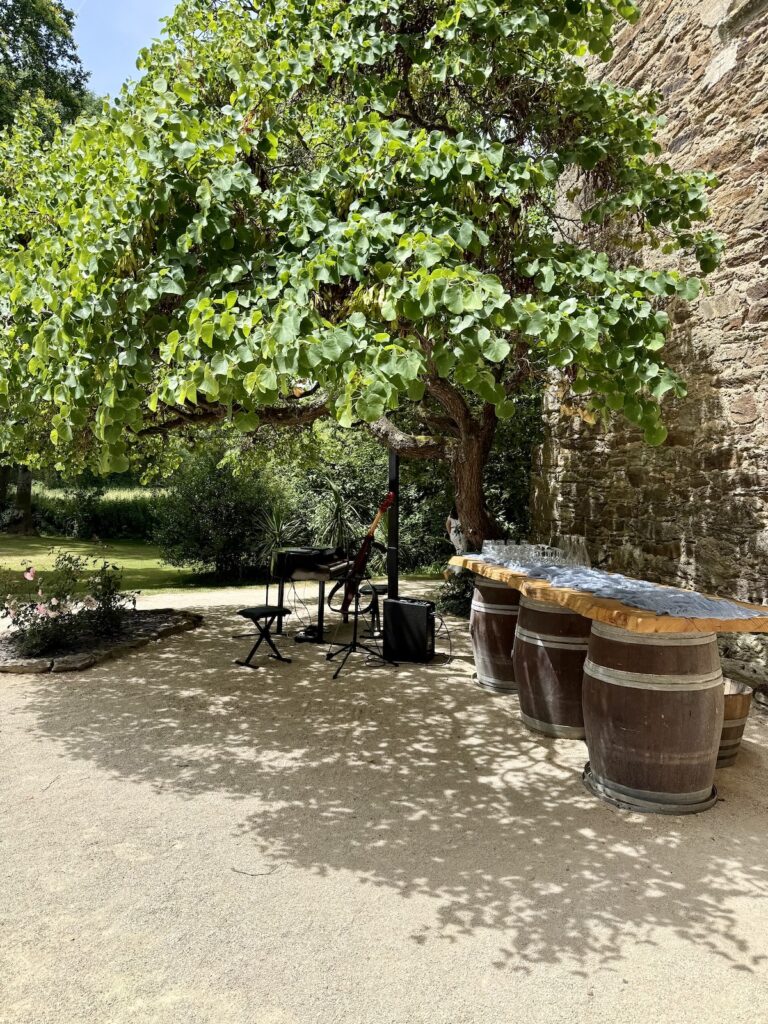 Château de Chanzé wedding venue in the Loire Valley, France.