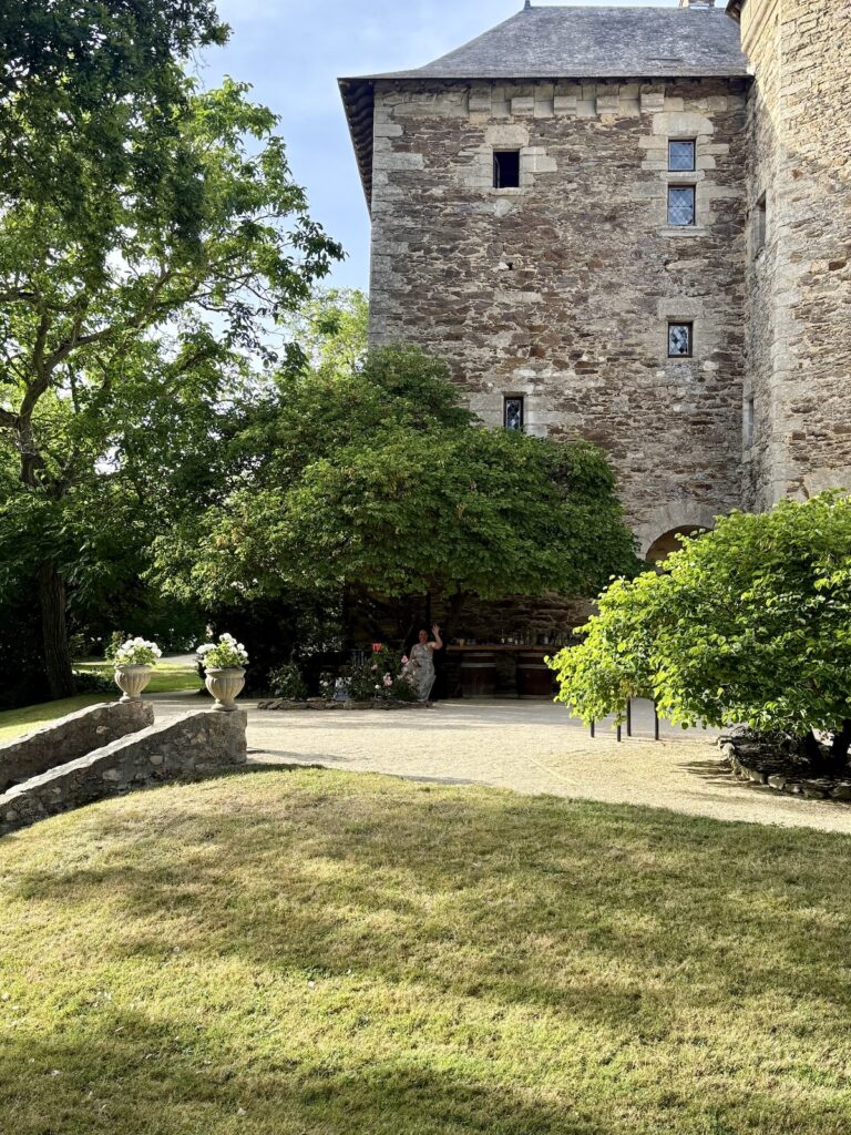 Château de Chanzé wedding venue in the Loire Valley, France.