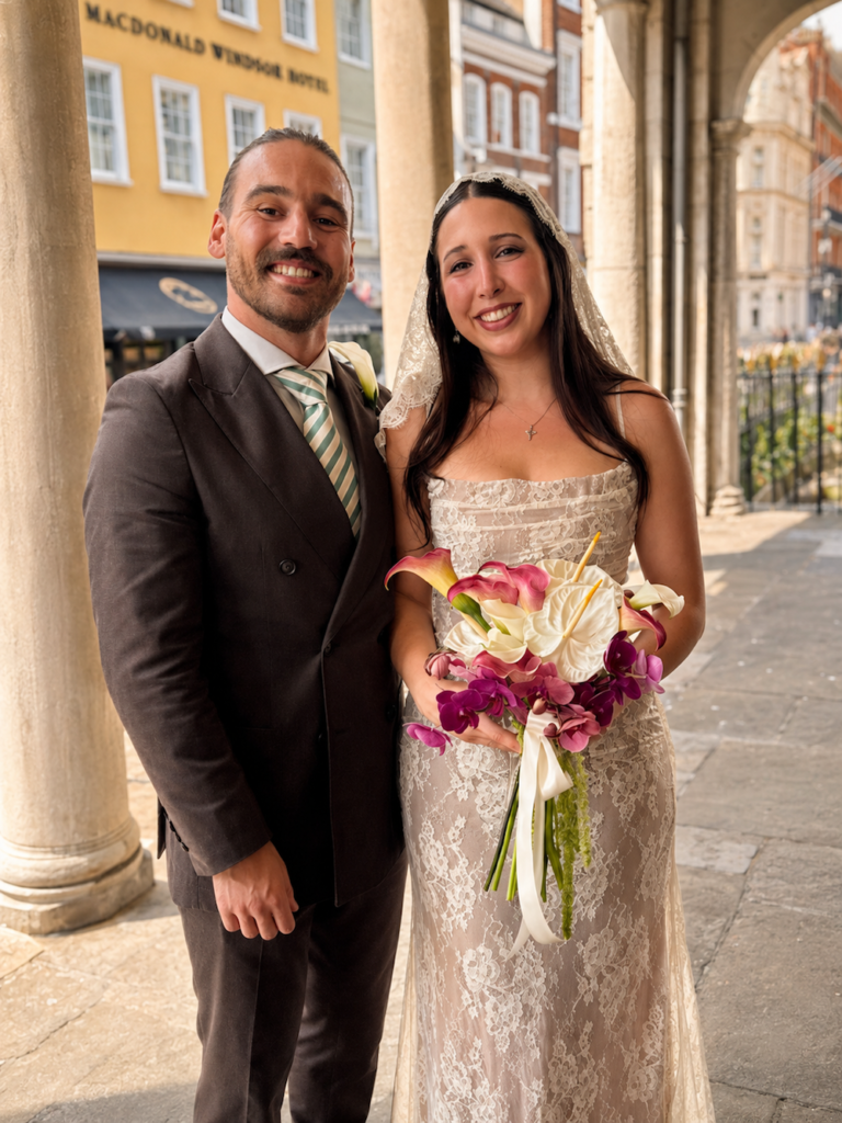 Bride and Groom at Windsor Guildhall