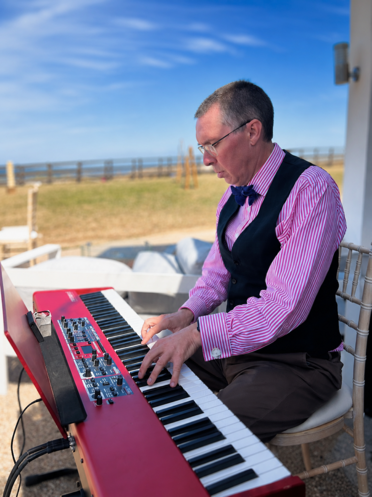 Jules Addison Wedding pianist\