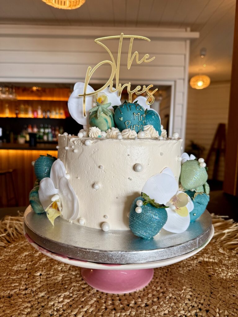 Wedding Cake at Tunnels Beaches Wedding Venue in North Devon